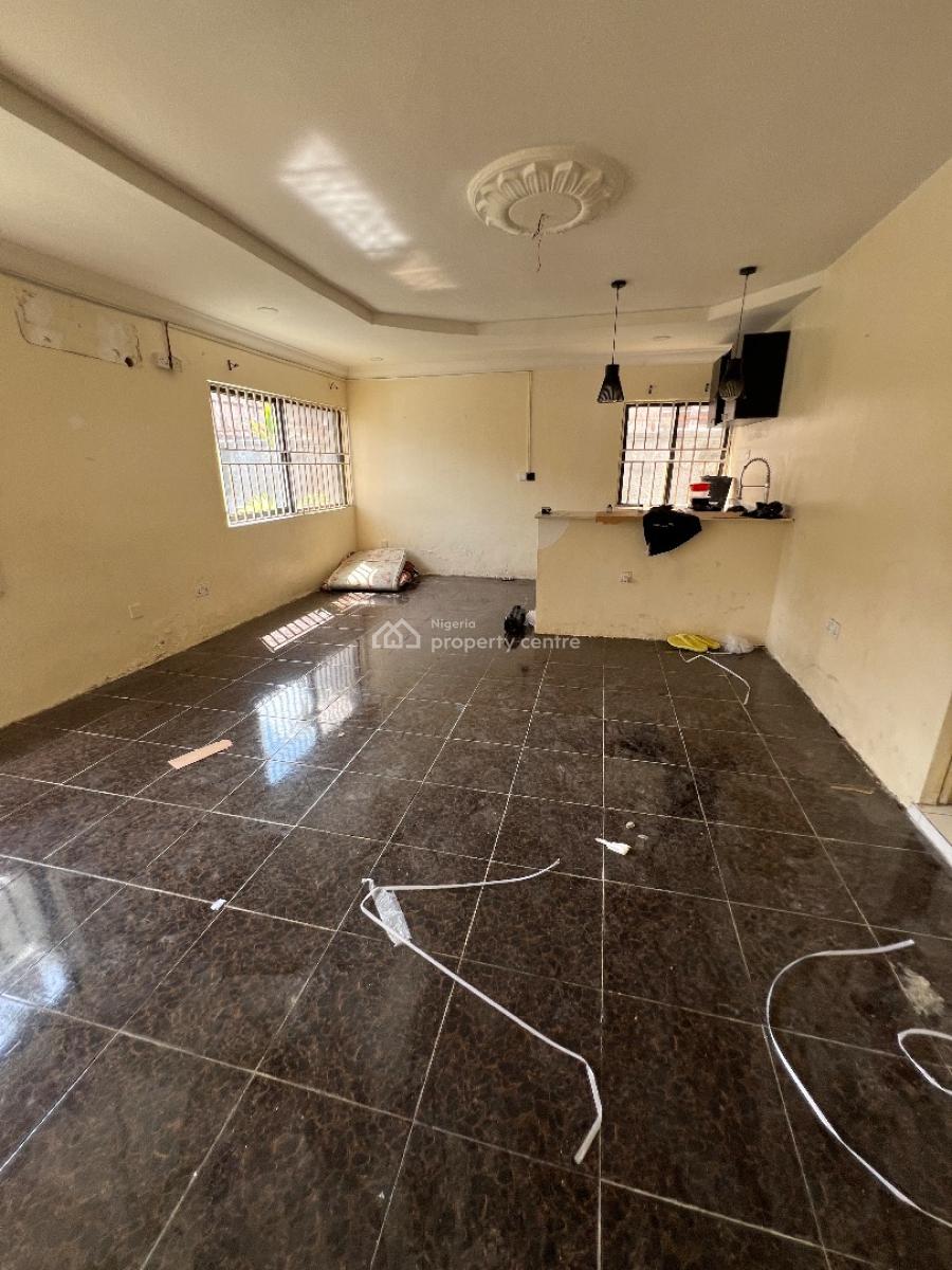 Spacious Room and Parlour Selfcontain at Lekki Phase 1, Off Admiralty Road Lekki Phase 1, Lekki Phase 1, Lekki, Lagos, Mini Flat (room and Parlour) for Rent