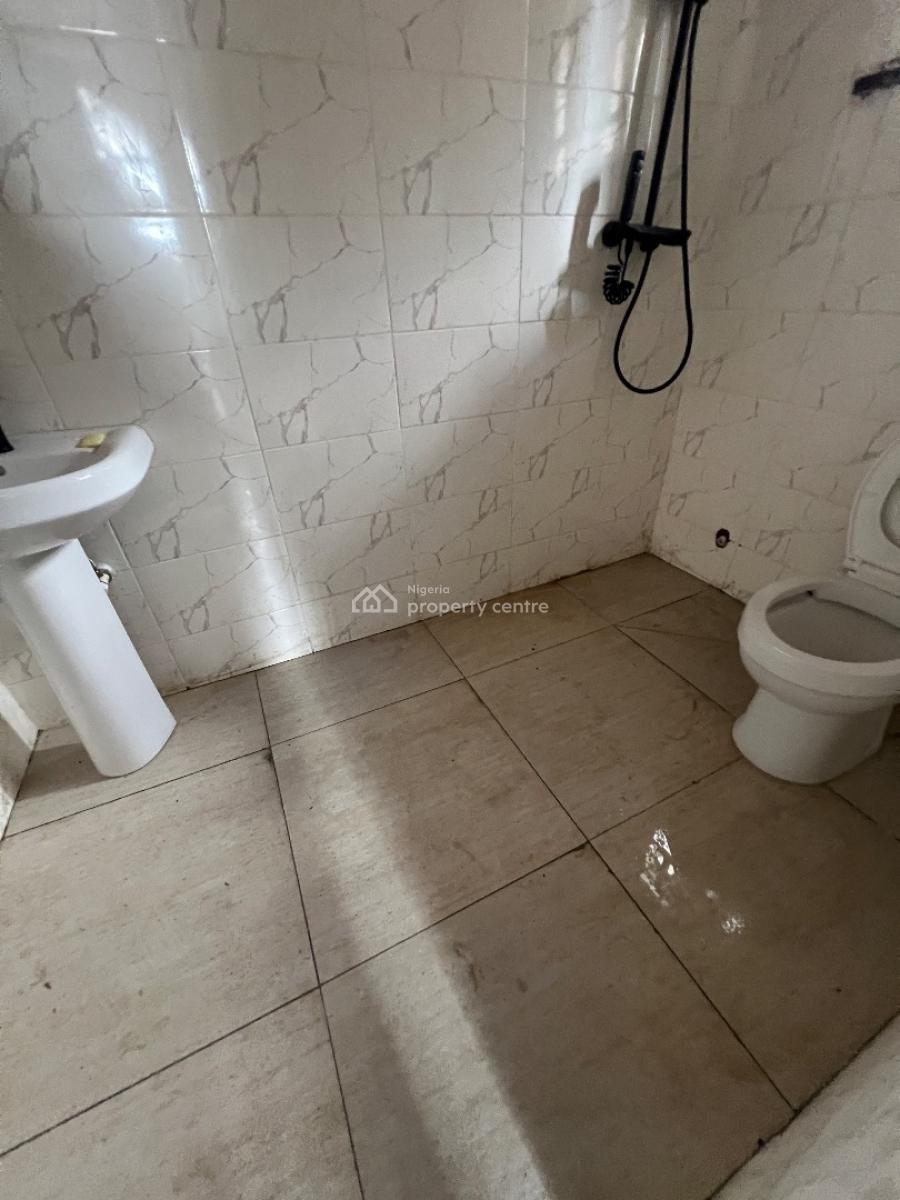 Spacious Room and Parlour Selfcontain at Millennium Estate Lekki, Millennium Estate Lekki Phase 1, Lekki Phase 1, Lekki, Lagos, Mini Flat (room and Parlour) for Rent