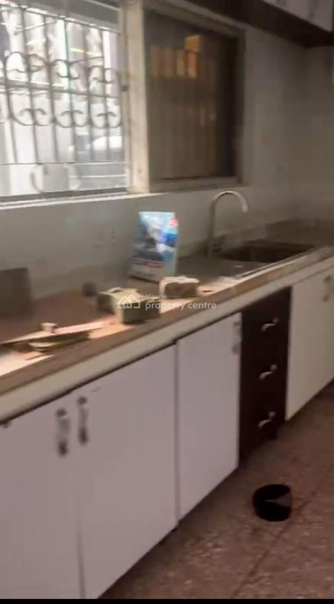 Clean 3 Bedroom Flat, Olukonla, Sangotedo, Ajah, Lagos, Flat / Apartment for Rent