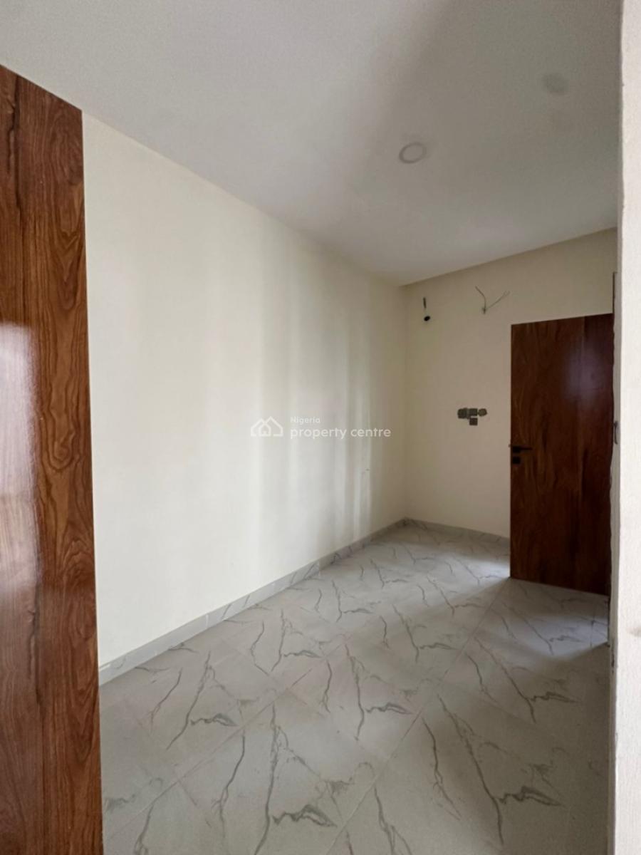 Lovely Luxury 2 Bed Apartment in a Secured Estate, Ologolo Road, Lekki., Lekki, Lagos, Flat / Apartment for Rent