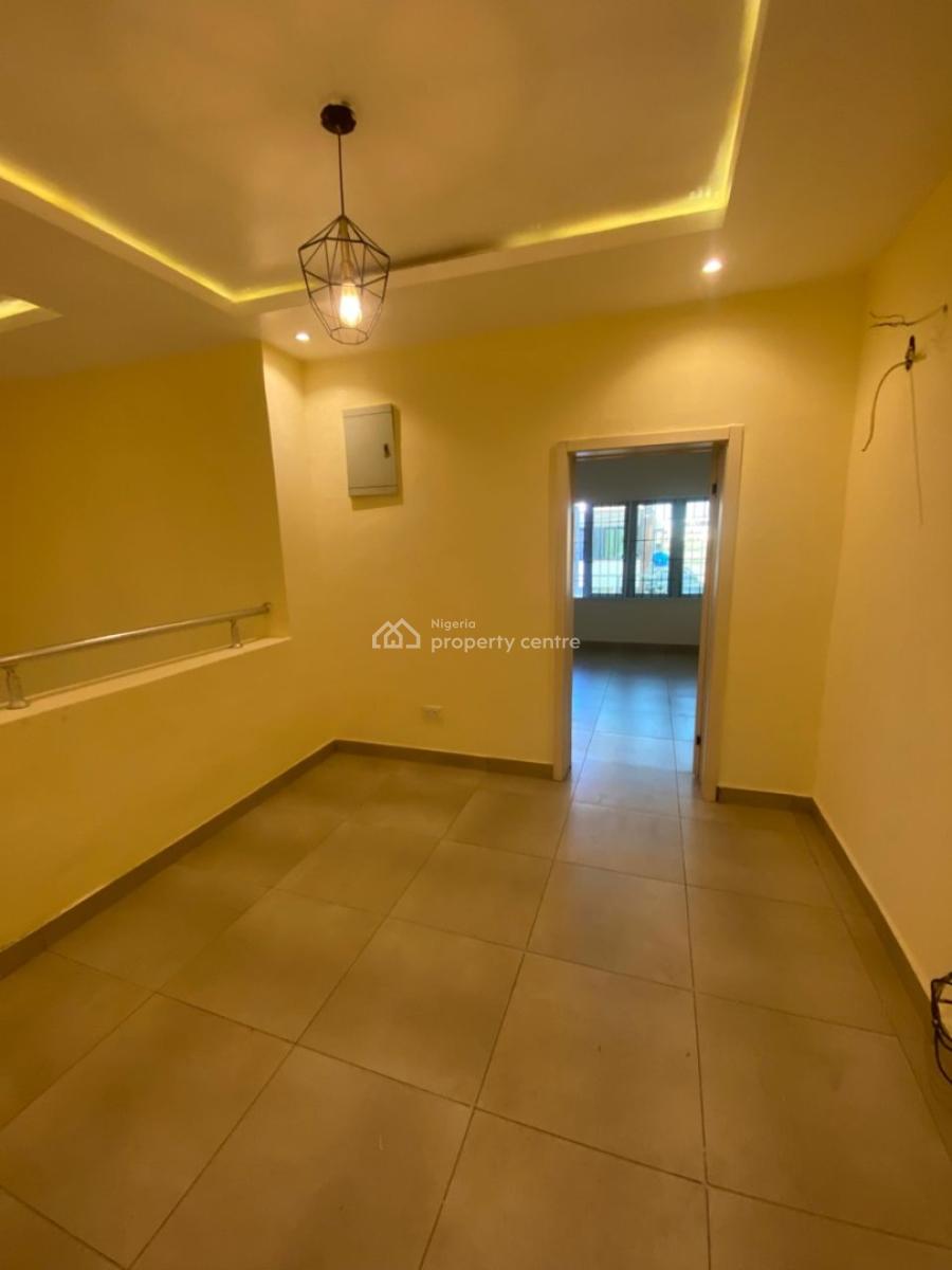 2-bedroom Maisonette with Bq, Ikate Elegushi, Lekki, Lagos, Terraced Duplex for Rent