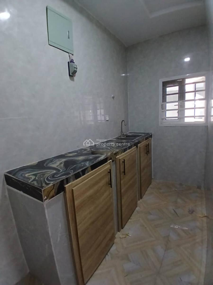 a Luxury 2 Bedrooms Flat with, Addo Road, Badore, Ajah, Lagos, Flat / Apartment for Rent