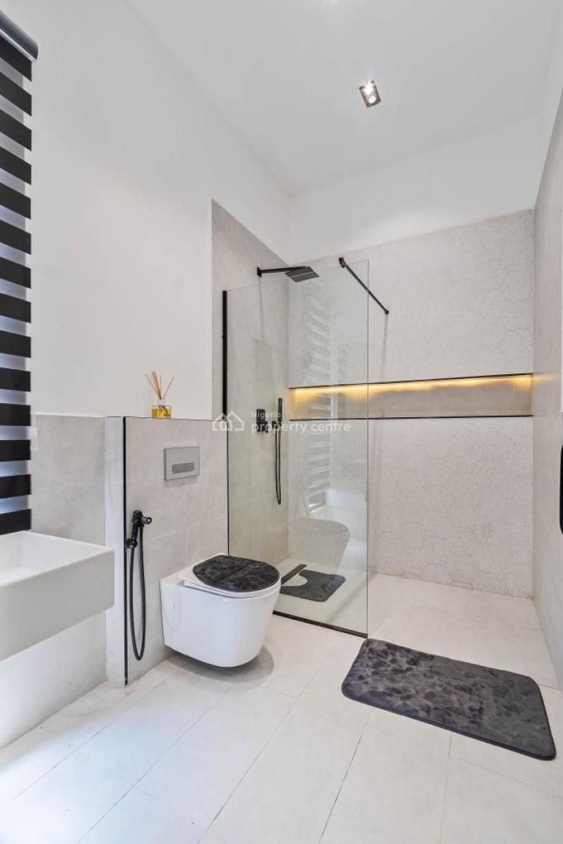Luxurious 4 Bedrooms Penthouse with Pool, Off Bourdillon Road, Ikoyi, Lagos, Flat / Apartment Short Let