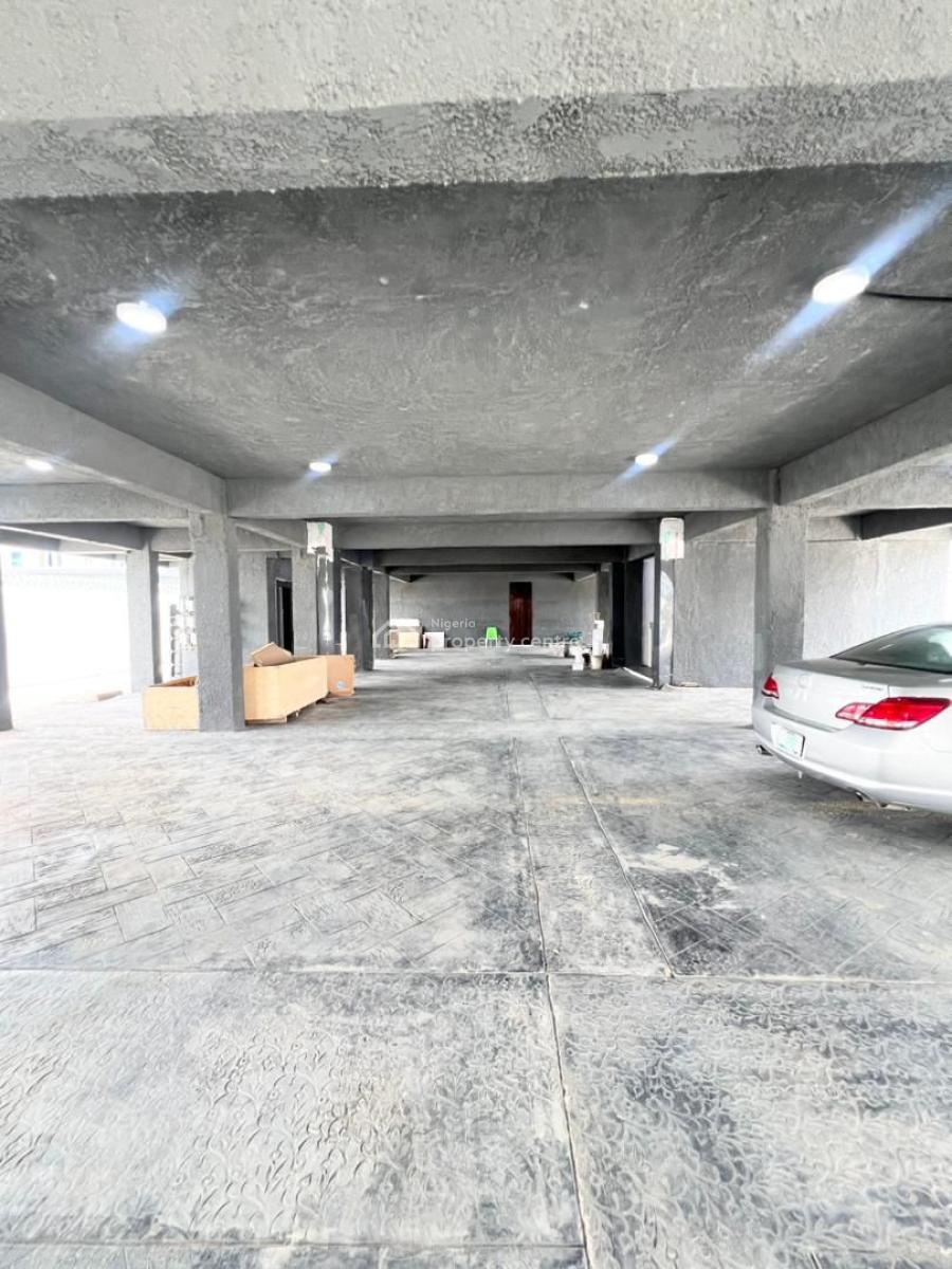 Exquisite 2 Bedroom Apartment with Elevator in a Well Secured Area, Ikate, Lekki, Lagos, Flat / Apartment for Sale