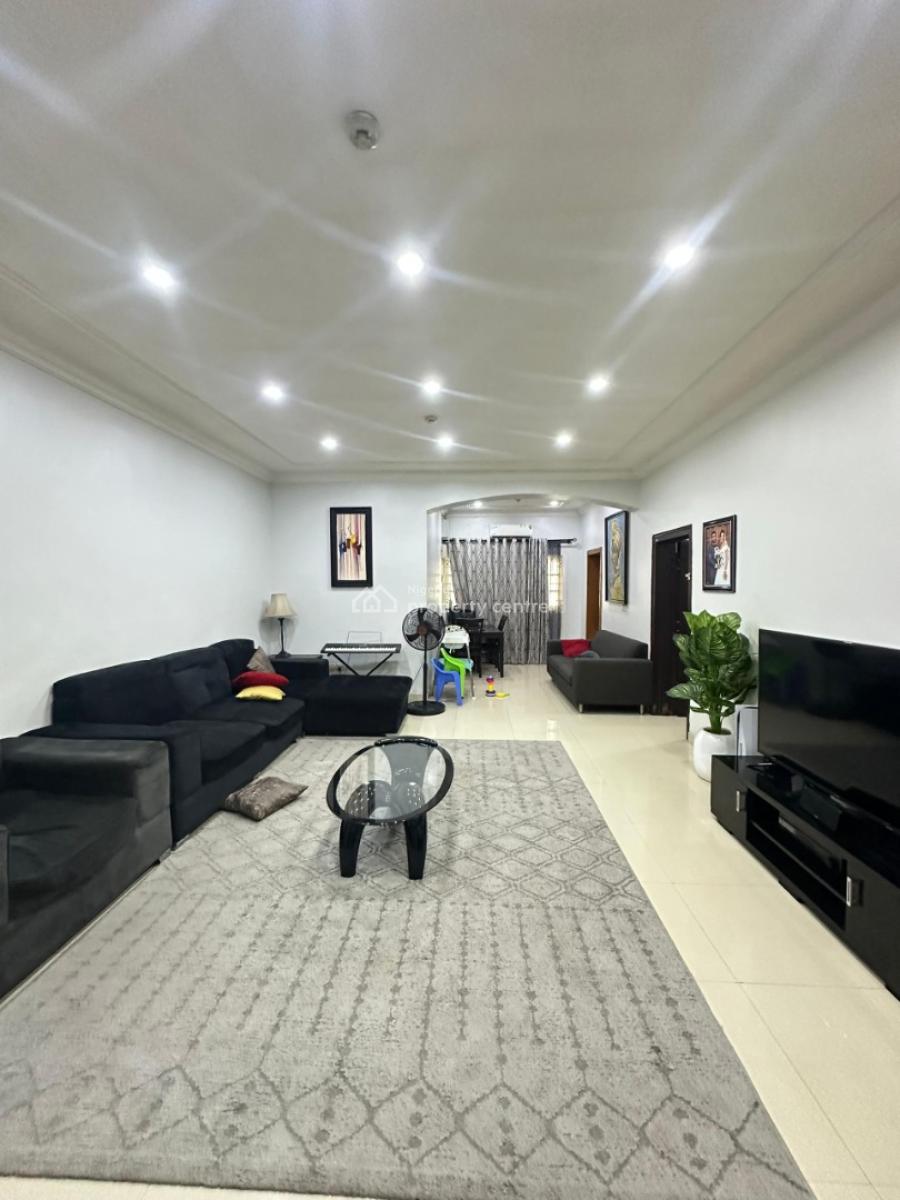 Spacious Luxury 3 Bedroom Apartment with in a  Serene Environment, Lekki, Lekki Phase 1, Lekki, Lagos, Flat / Apartment for Sale