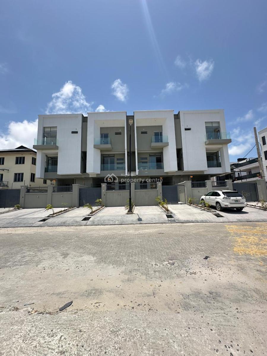 Strategic Luxury Spacious 4 Bedroom Terrace Duplex with Bq, Lekki Phase 1, Lekki, Lagos, Terraced Duplex for Sale