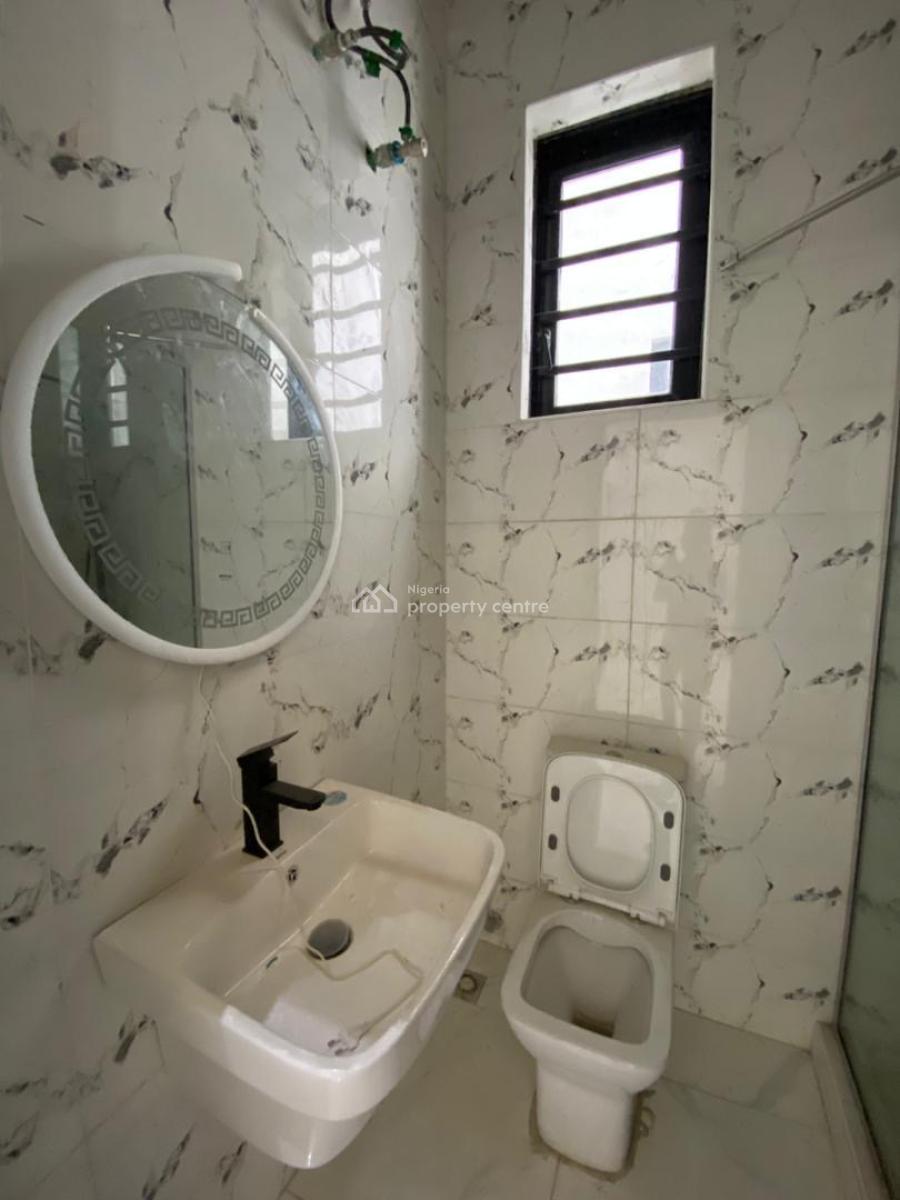 Family-friendly 5 Bedroom Fully Detached Duplex with Bq, Orchid, Lekki, Lekki, Lagos, Detached Duplex for Sale