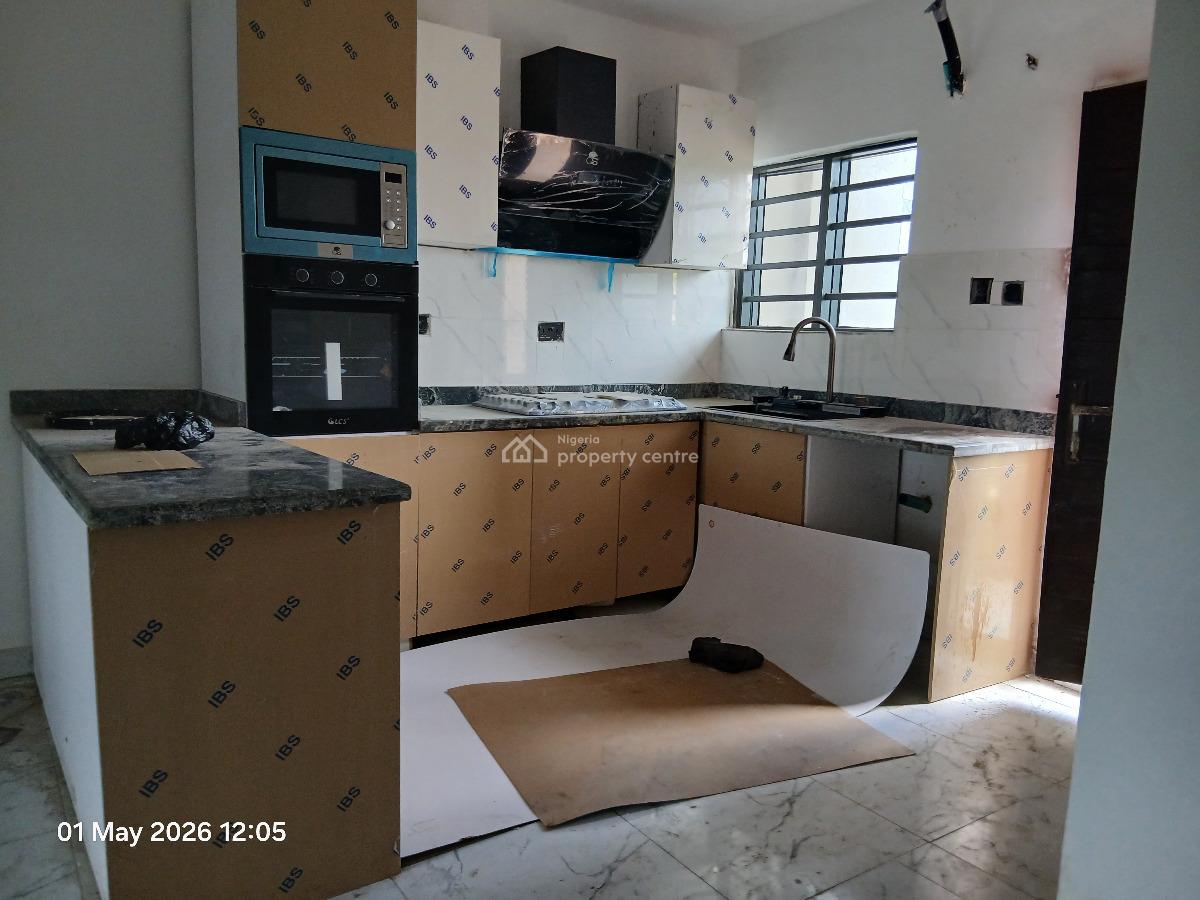 a Newly Built Spacious 2 Bedroom Flat Ensuite, in an Estate, Saint Agnes, Yaba, Lagos, Flat / Apartment for Rent