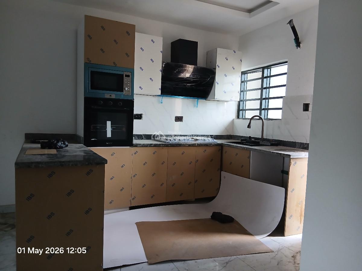 a Newly Built Spacious 2 Bedroom Flat Ensuite, in an Estate, Saint Agnes, Yaba, Lagos, Flat / Apartment for Rent