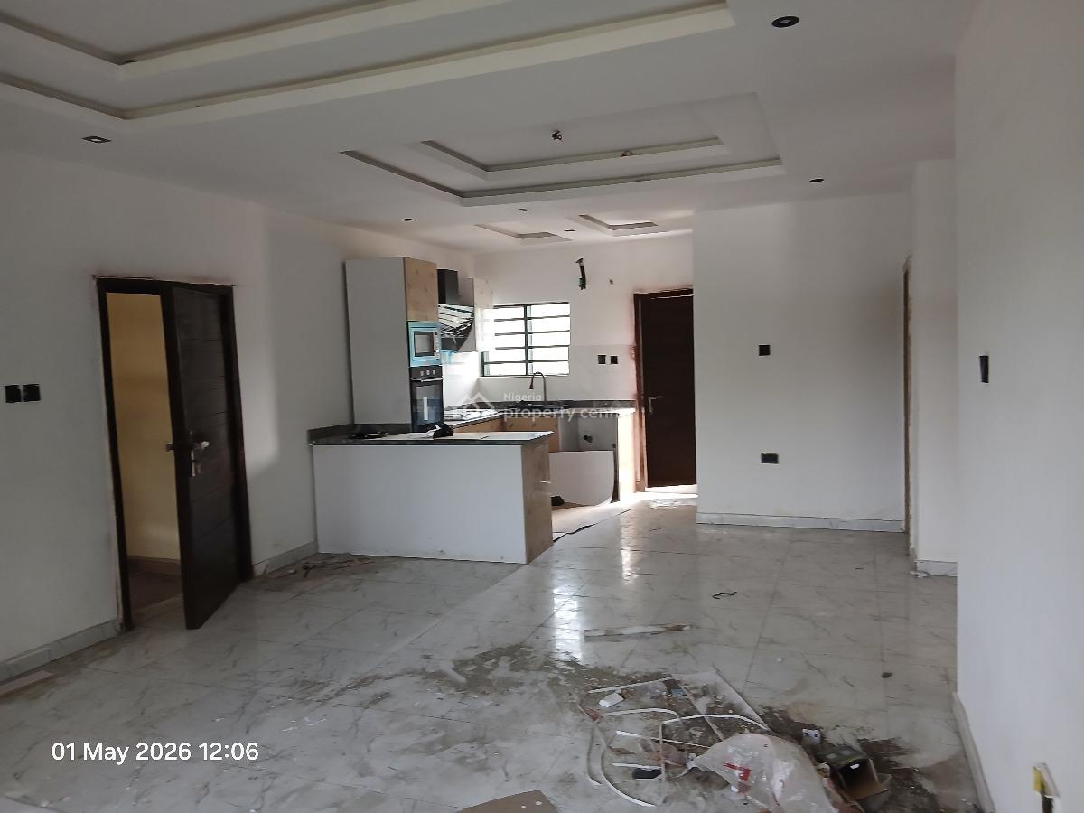 a Newly Built Spacious 2 Bedroom Flat Ensuite, in an Estate, Saint Agnes, Yaba, Lagos, Flat / Apartment for Rent