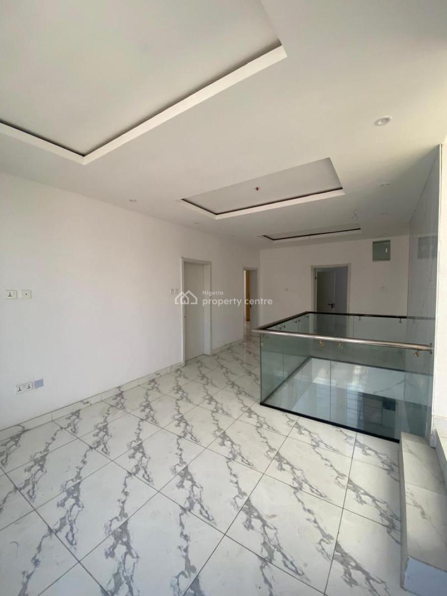 Spacious and Fantastic Entrance with 4 Bedroom Fully Detached Duplex, Lekki, Ologolo, Lekki, Lagos, Detached Duplex for Sale