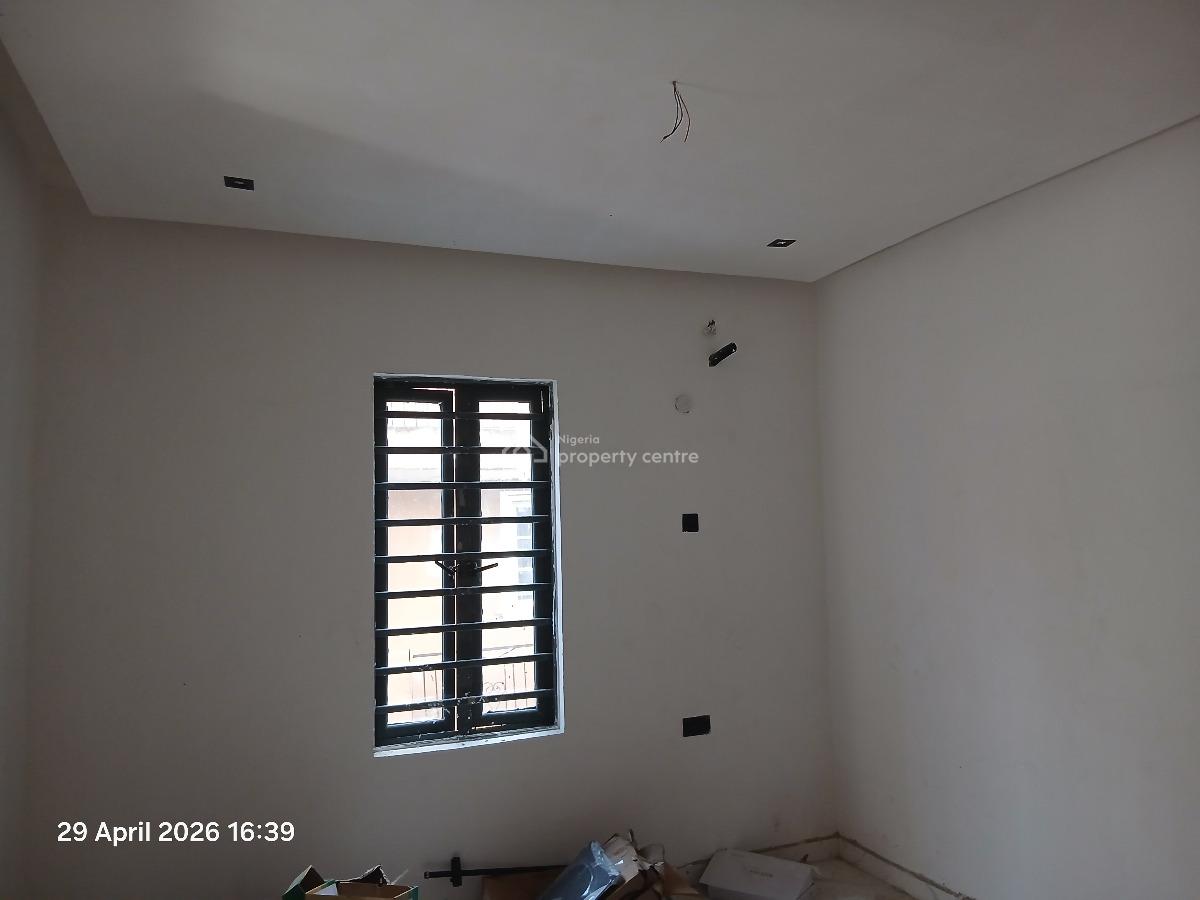 a Newly Build 2 Bedroom Flat Ensuite, Fola Agoro, Yaba, Lagos, Flat / Apartment for Rent