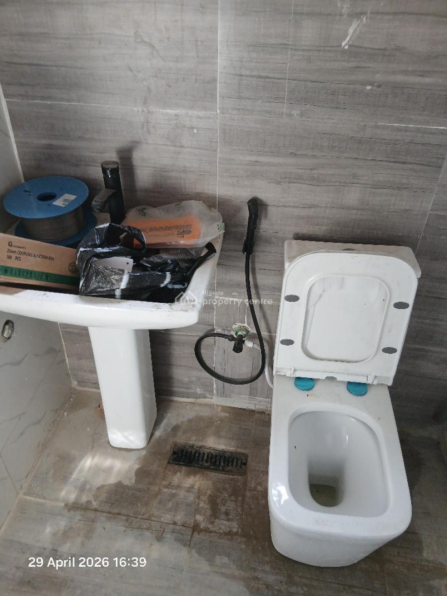 a Newly Build 2 Bedroom Flat Ensuite, Fola Agoro, Yaba, Lagos, Flat / Apartment for Rent