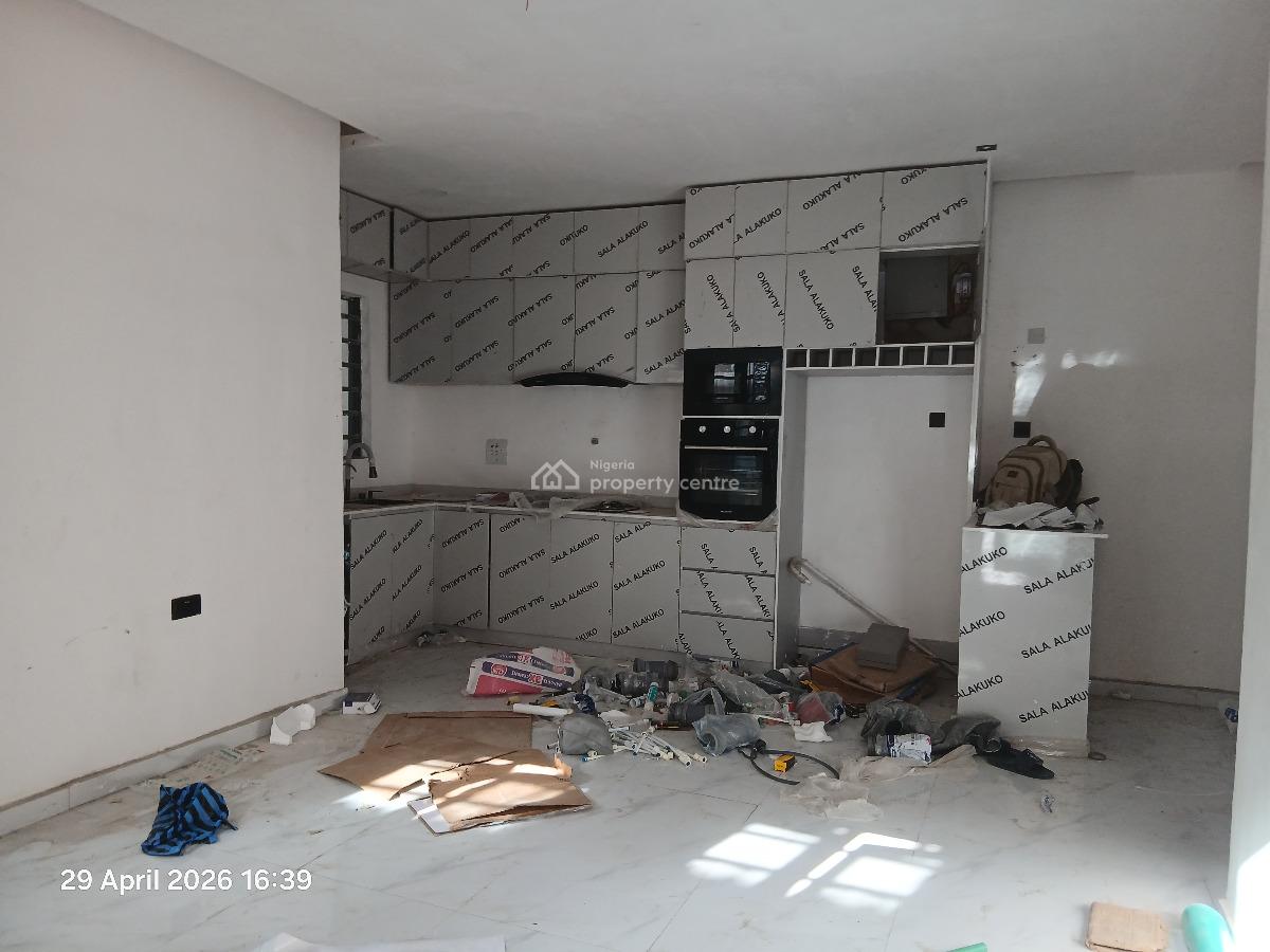 a Newly Build 2 Bedroom Flat Ensuite, Fola Agoro, Yaba, Lagos, Flat / Apartment for Rent
