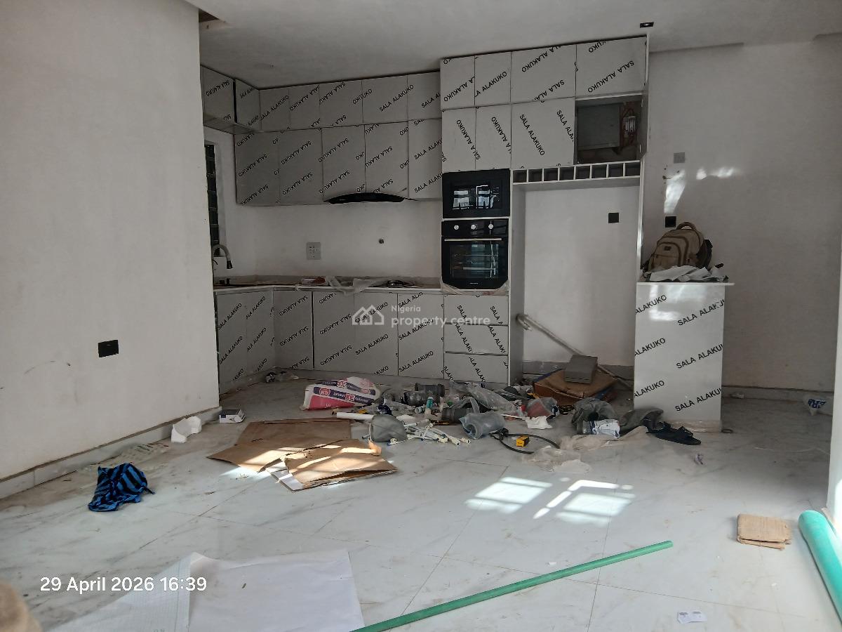 a Newly Build 2 Bedroom Flat Ensuite, Fola Agoro, Yaba, Lagos, Flat / Apartment for Rent