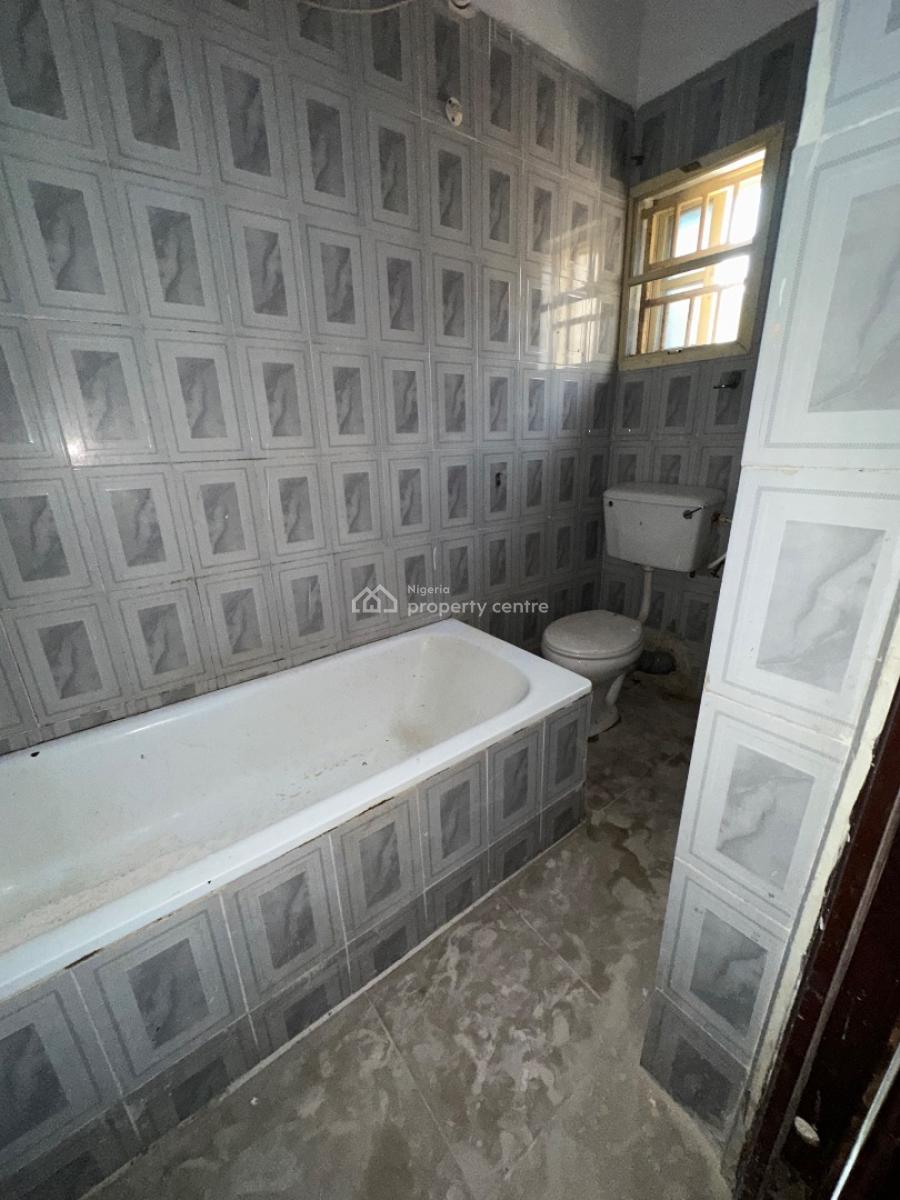 Specious 3bedroom Flat, Osapa, Lekki, Lagos, Flat / Apartment for Rent