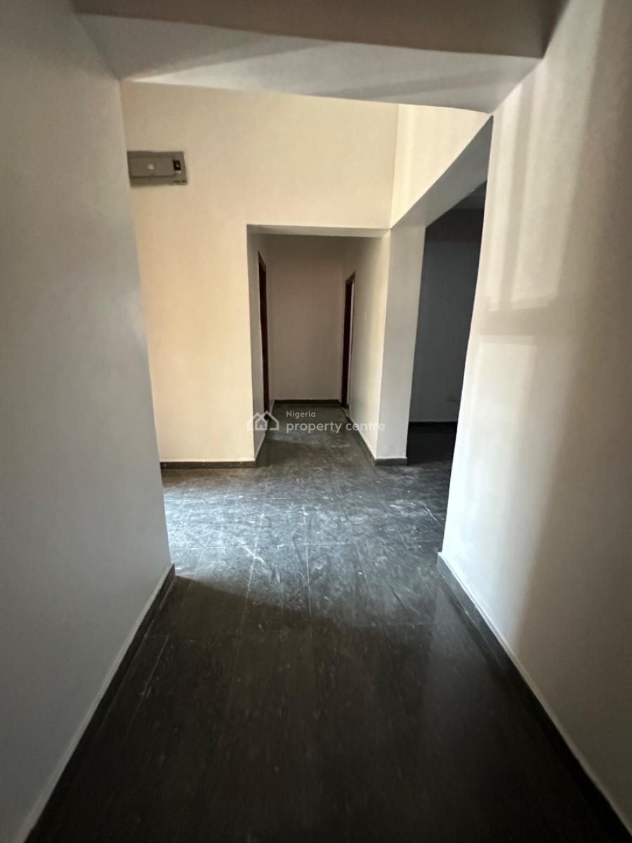 Specious 3bedroom Flat, Osapa, Lekki, Lagos, Flat / Apartment for Rent