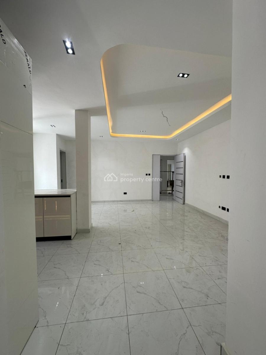 Very Spacious 2 Bedroom Apartment Perfect for Investment, Ikate, Ikate Elegushi, Lekki, Lagos, Flat / Apartment for Sale