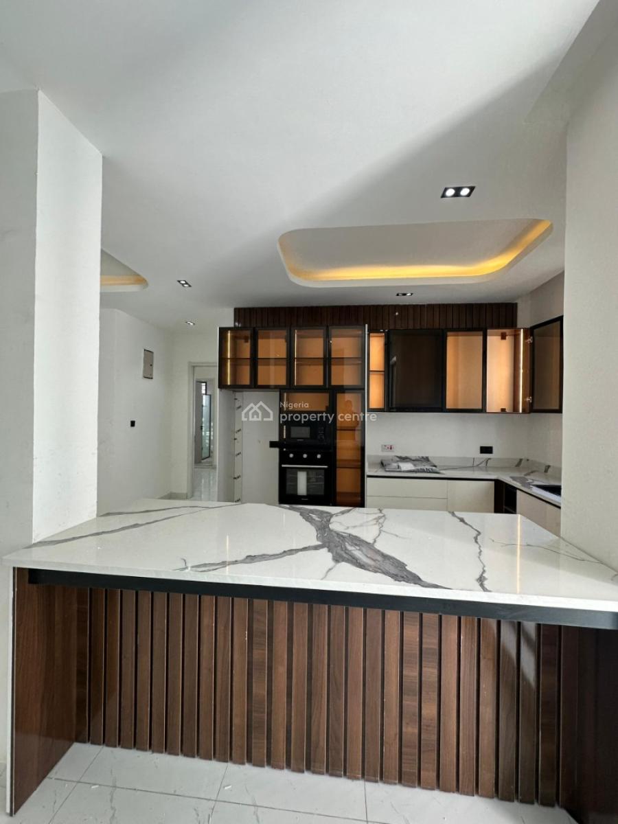 Very Spacious 2 Bedroom Apartment Perfect for Investment, Ikate, Ikate Elegushi, Lekki, Lagos, Flat / Apartment for Sale