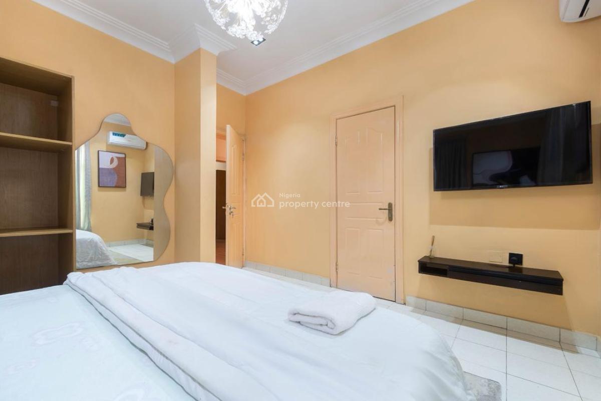 Premium 3 Bedroom Apartment with a Water View and Double Balcony, Lekki Phase 1, Lekki Phase 1, Lekki, Lagos, Flat / Apartment Short Let