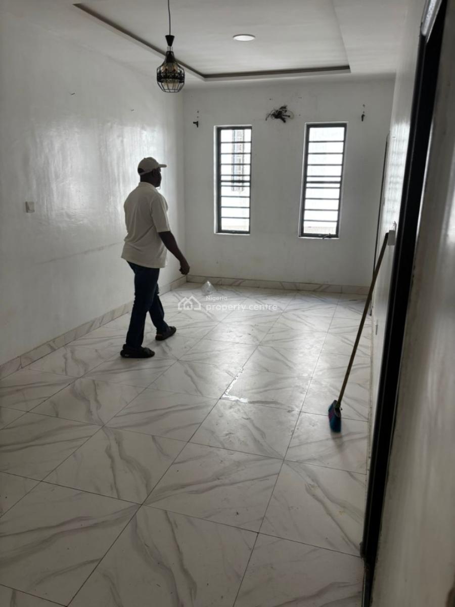 3 Bedroom Flat with a Bq Fully Serviced with Central Generator, Ogidan Area, Ajah, Lagos, Flat / Apartment for Rent