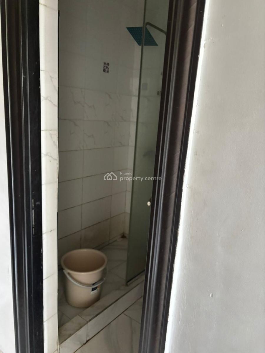 3 Bedroom Flat with a Bq Fully Serviced with Central Generator, Ogidan Area, Ajah, Lagos, Flat / Apartment for Rent