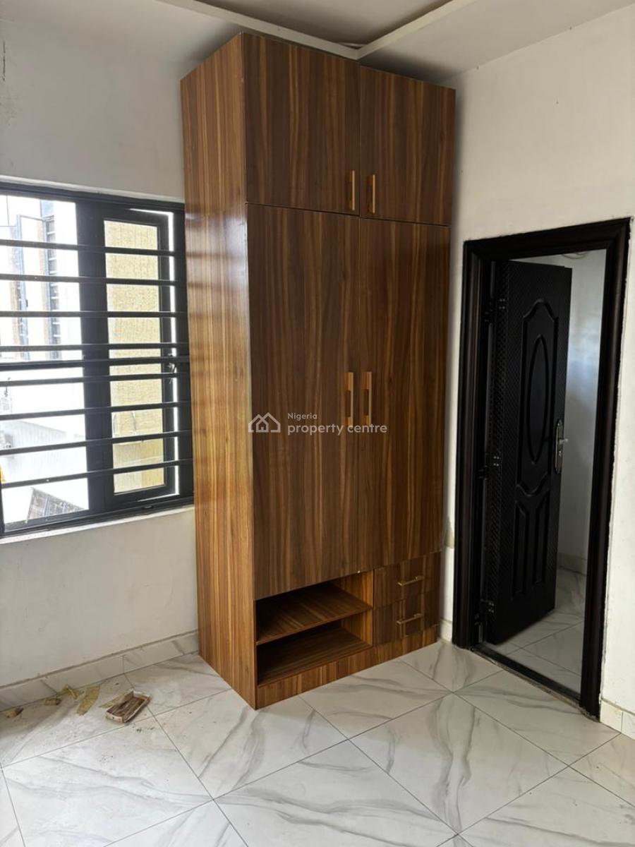 3 Bedroom Flat with a Bq Fully Serviced with Central Generator, Ogidan Area, Ajah, Lagos, Flat / Apartment for Rent