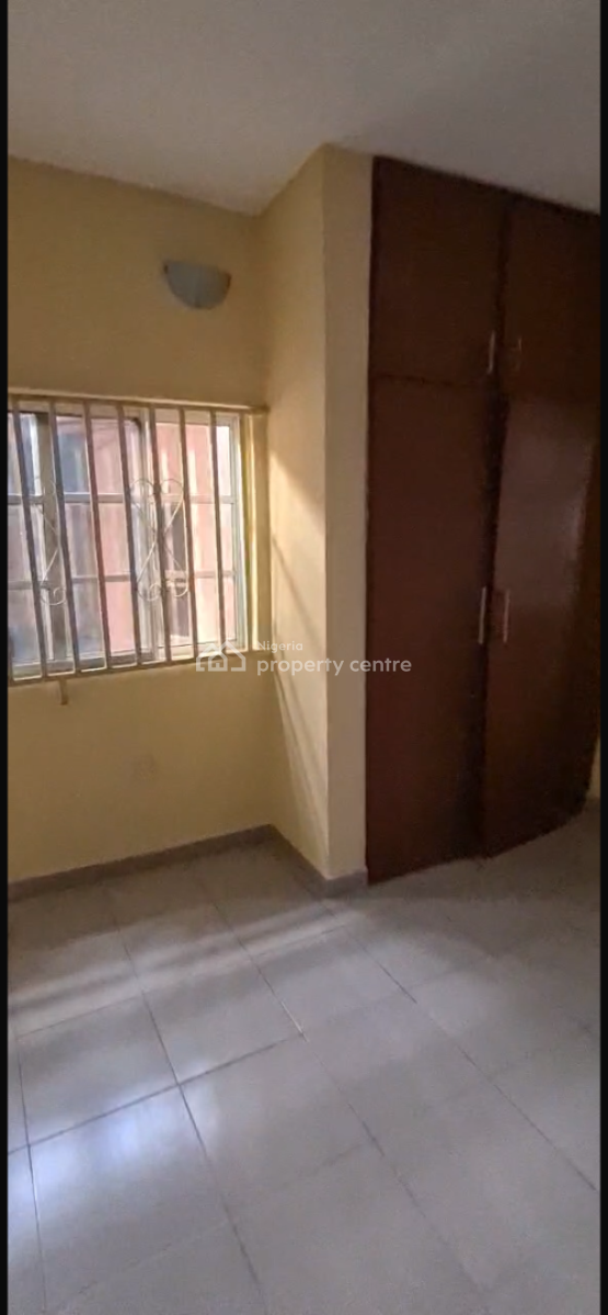a Very Spacious 2 Bedroom Flat with Rooms En-suite, Ojodu Berger, Ojodu, Lagos, Flat / Apartment for Rent