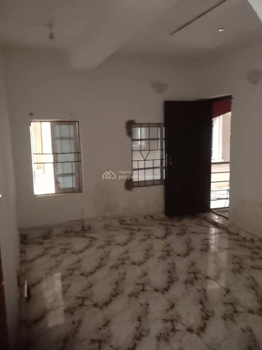 Spacious Pay and Pack in Mini Flat with 2 Toilets, Off Badore Road, Ado, Ajah, Lagos, Mini Flat (room and Parlour) for Rent