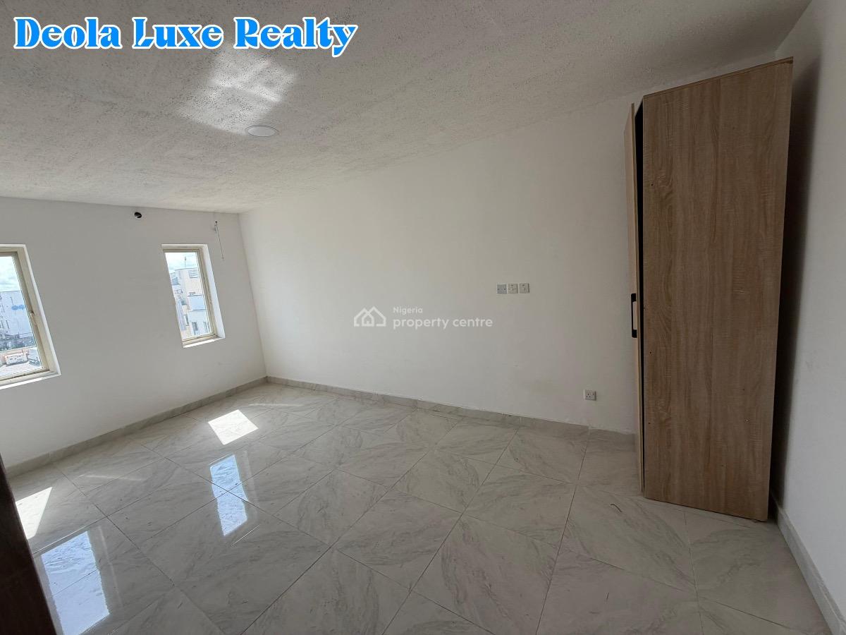 a Newly Built 2 Bedroom in a Fully Serviced Estate, Off Freedom Way, Lekki Phase 1, Lekki, Lagos, Flat / Apartment for Rent