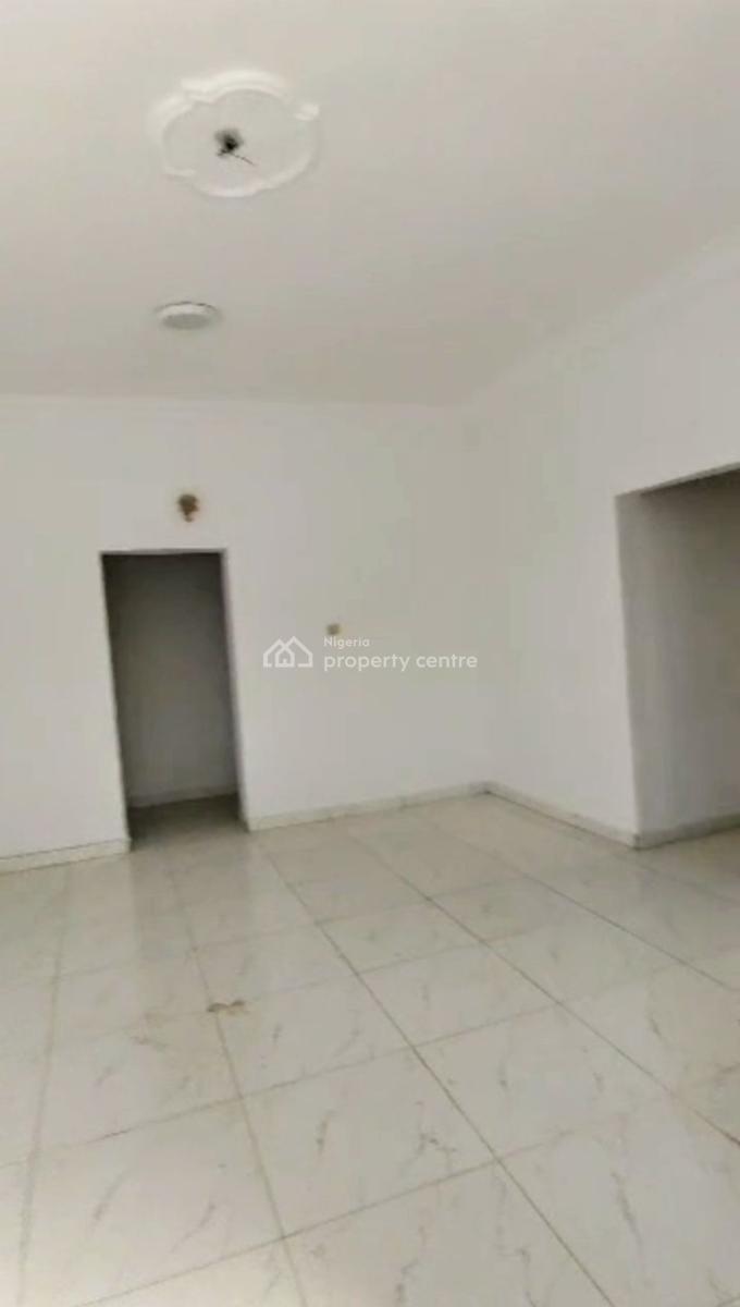 Clean 2 Bedroom Flat, Lbs, Ajiwe, Ajah, Lagos, Flat / Apartment for Rent