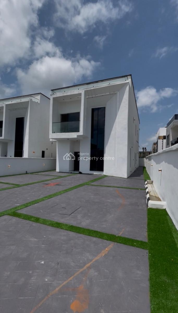 4 Bedroom Detached Duplex with Massive Compound Space, Ajah, Lagos, Detached Duplex for Sale