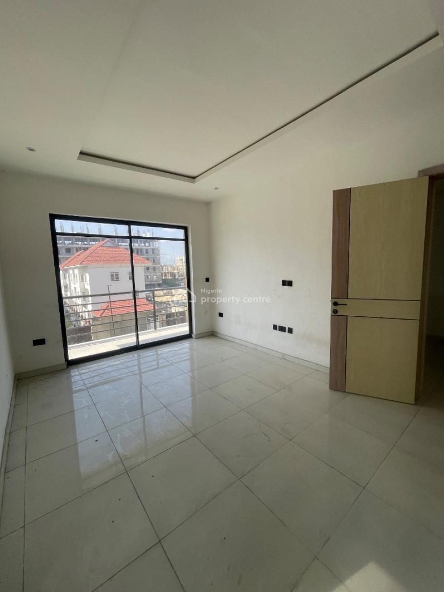 4 Bedroom Detached Duplex with Massive Compound Space, Ajah, Lagos, Detached Duplex for Sale