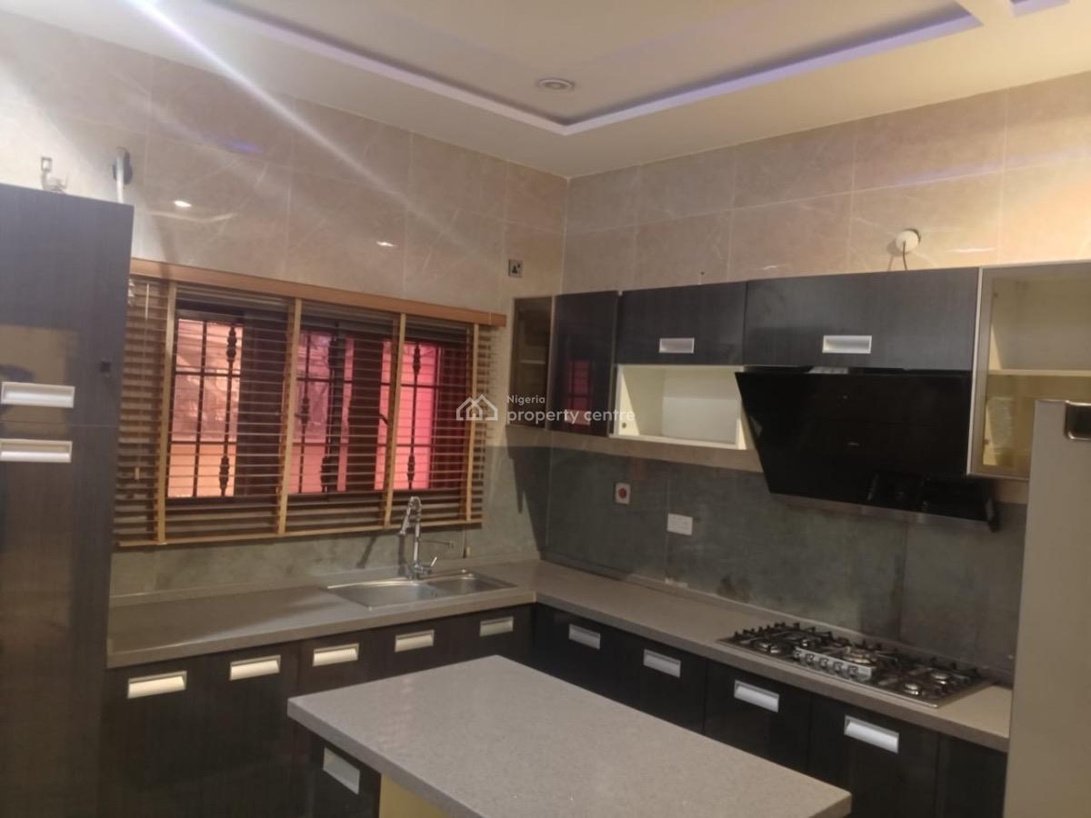 a Furnished 3 Bedroom Detached Bungalow with a Gate House and Gazebo, Fort-royal Estate, Airport Road, Abuja., Wuse, Abuja, Detached Bungalow for Sale