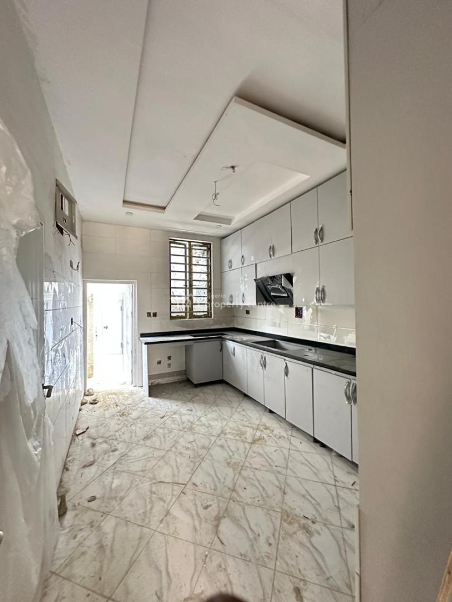 Spacious Luxury 4 Bedroom Terrace Duplex with Bq, Vgc, Lekki, Lagos, Terraced Duplex for Sale