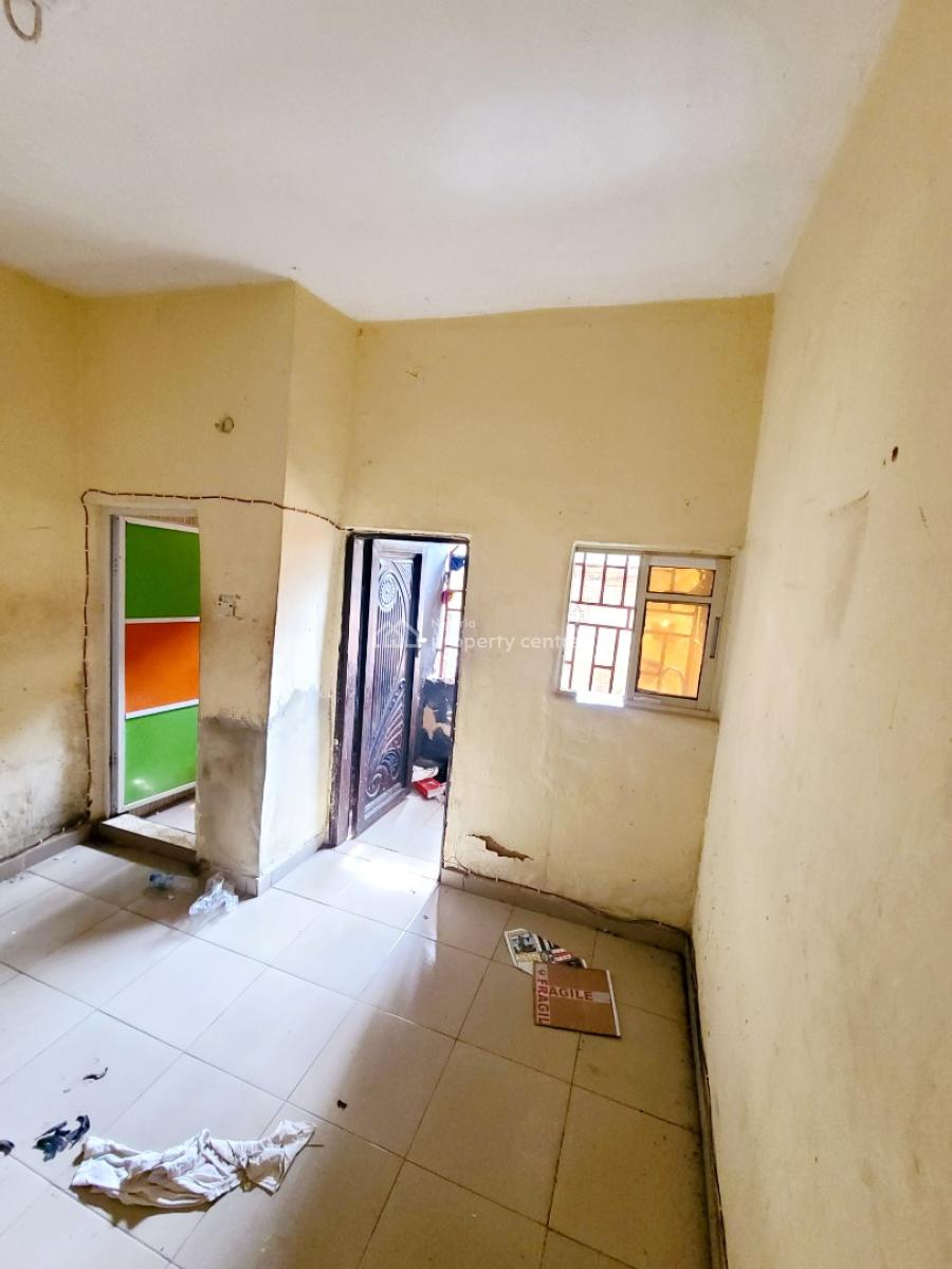 Standard Studio Apartment/self Contain Ground Floor, Ihiagwa Road, Nekede, Owerri, Nekede, Owerri Municipal, Imo, Self Contain (single Rooms) for Rent
