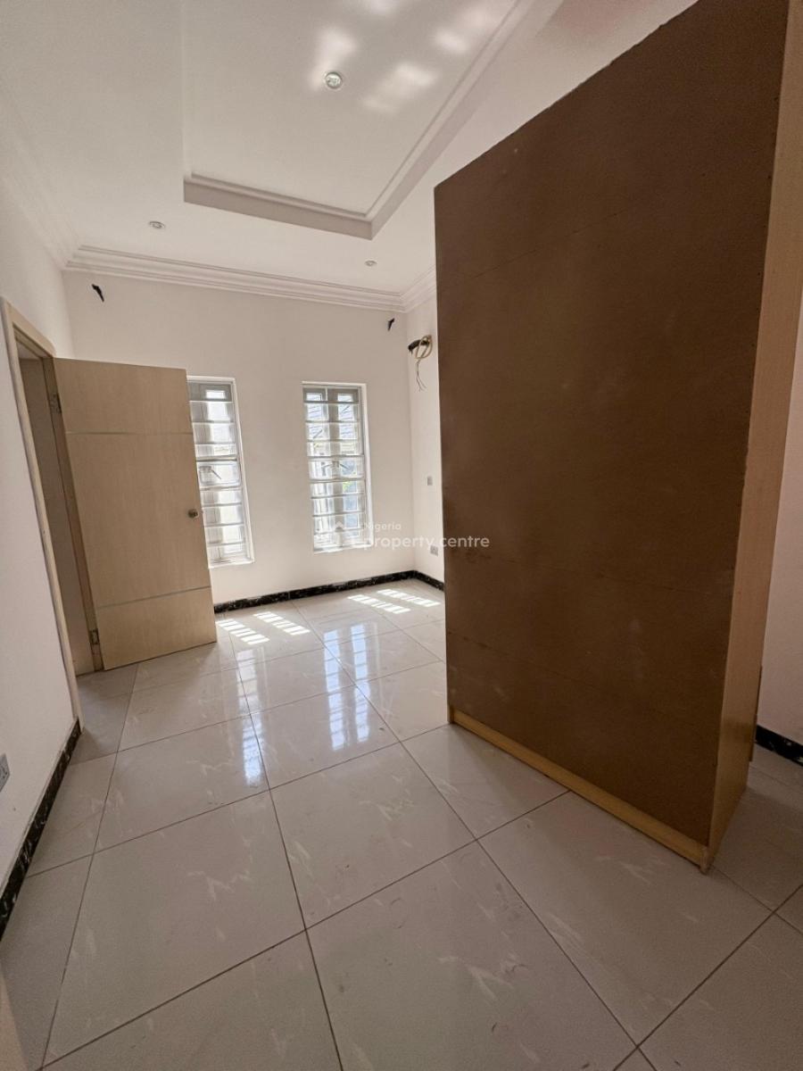 Luxury 3 Bedroom All En-suite Apartment in a Coded Estate, Peninsula Gardens Estate, Sangotedo, Ajah, Lagos, Flat / Apartment for Rent