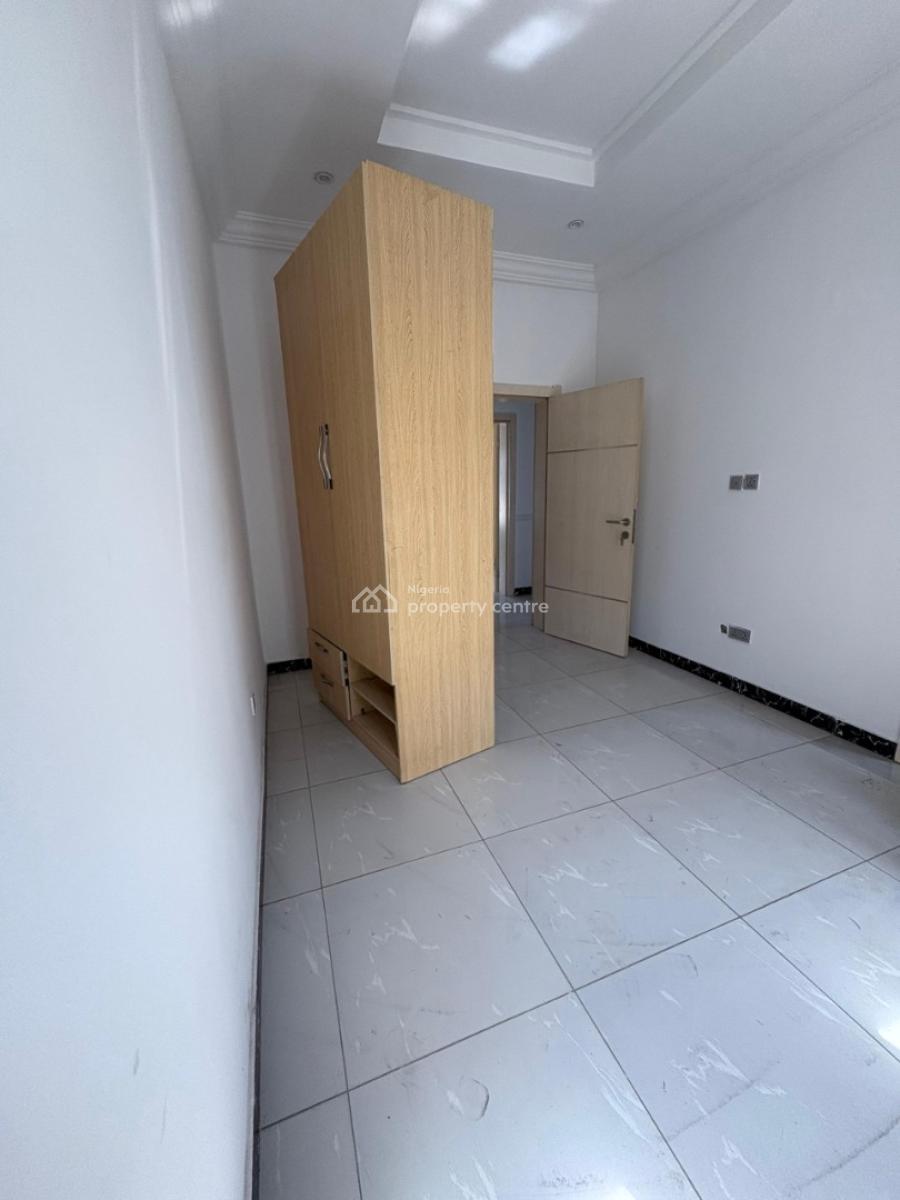 Luxury 3 Bedroom All En-suite Apartment in a Coded Estate, Peninsula Gardens Estate, Sangotedo, Ajah, Lagos, Flat / Apartment for Rent
