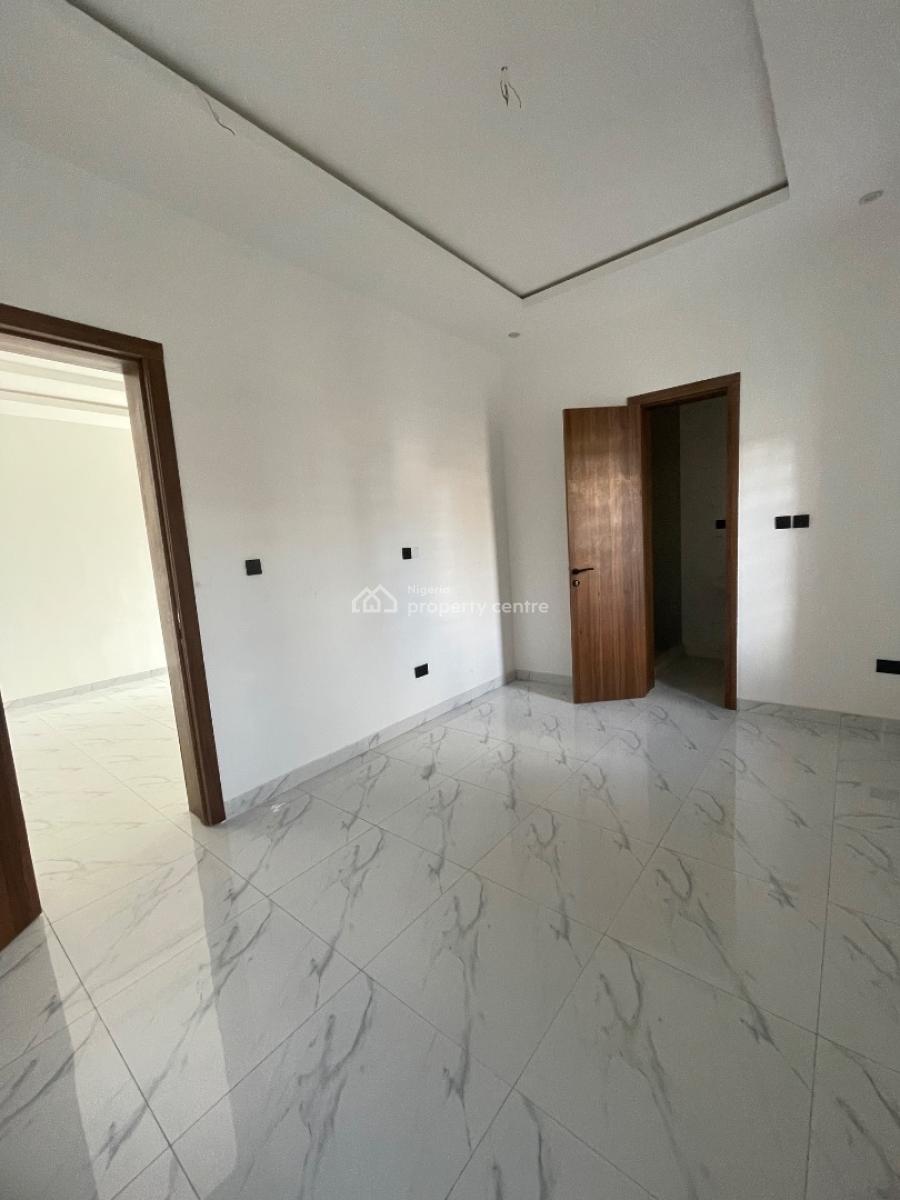 2 Bedroom Apartment with Pool and Gym, Ajah, Lagos, Flat / Apartment for Sale
