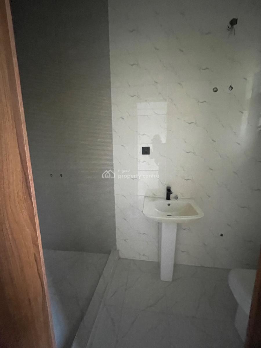 2 Bedroom Apartment with Pool and Gym, Ajah, Lagos, Flat / Apartment for Sale