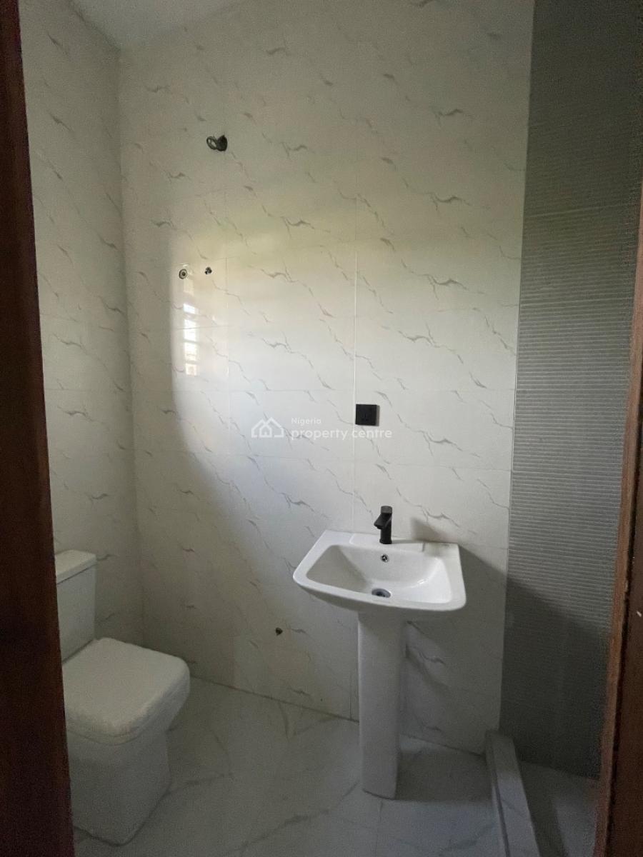 2 Bedroom Apartment with Pool and Gym, Ajah, Lagos, Flat / Apartment for Sale