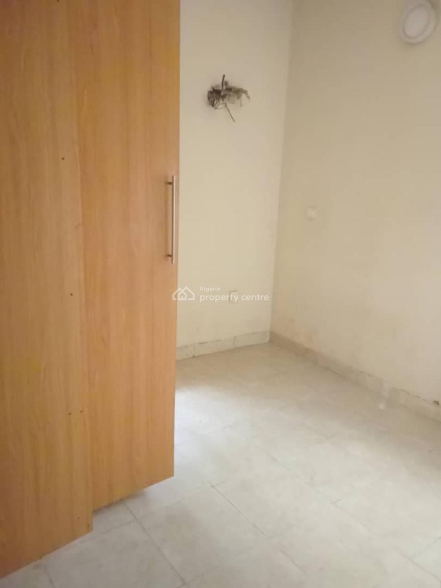 Relatively New, Decent and Spacious 2 Bedroom Apartment, Ofo Street Off Pedro Road Pedro Gbagada Lagos, Pedro, Gbagada, Lagos, Flat / Apartment for Rent
