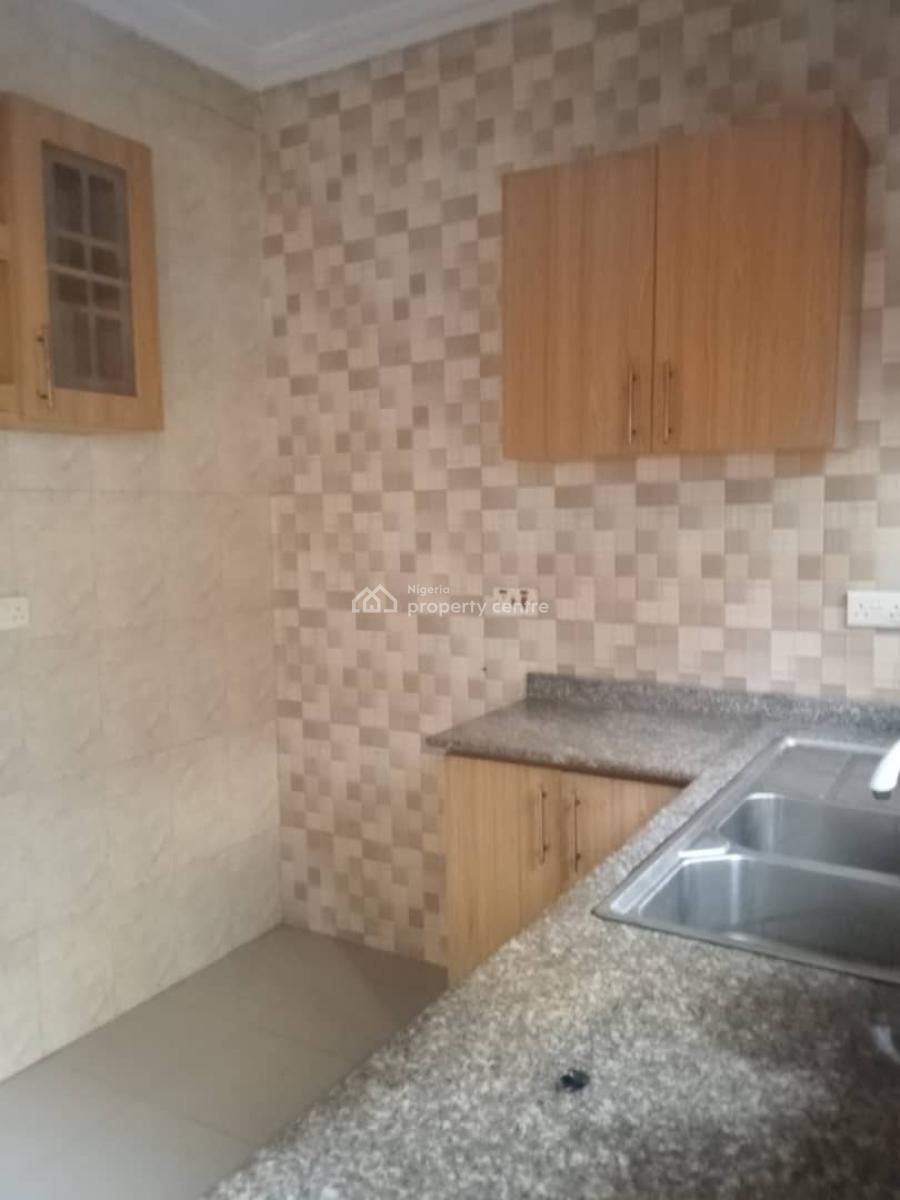Relatively New, Decent and Spacious 2 Bedroom Apartment, Ofo Street Off Pedro Road Pedro Gbagada Lagos, Pedro, Gbagada, Lagos, Flat / Apartment for Rent