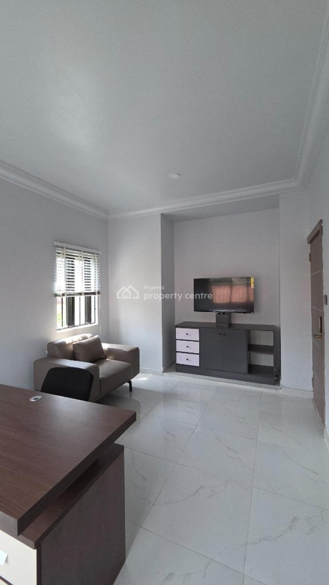 Premium Fully Furnished Office Space (2 Units Available), Oladosu Oladipo Close, Around Kolmor Metropolitan College, New Bodija, Ibadan, Oyo, Office Space for Rent