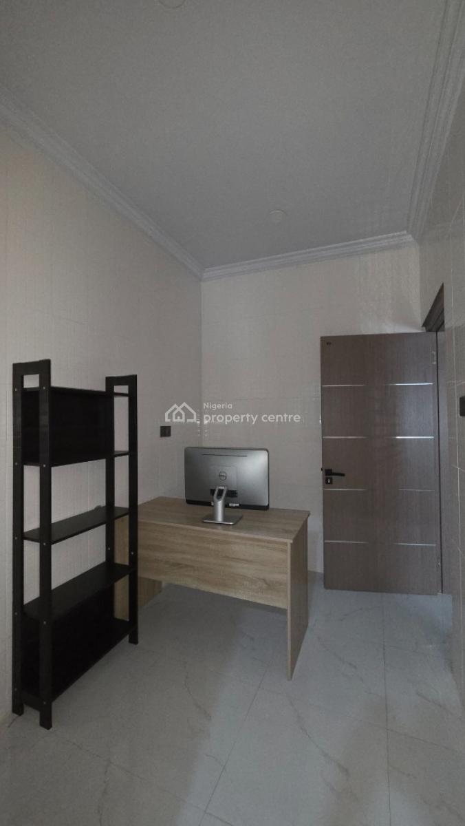 Premium Fully Furnished Office Space (2 Units Available), Oladosu Oladipo Close, Around Kolmor Metropolitan College, New Bodija, Ibadan, Oyo, Office Space for Rent