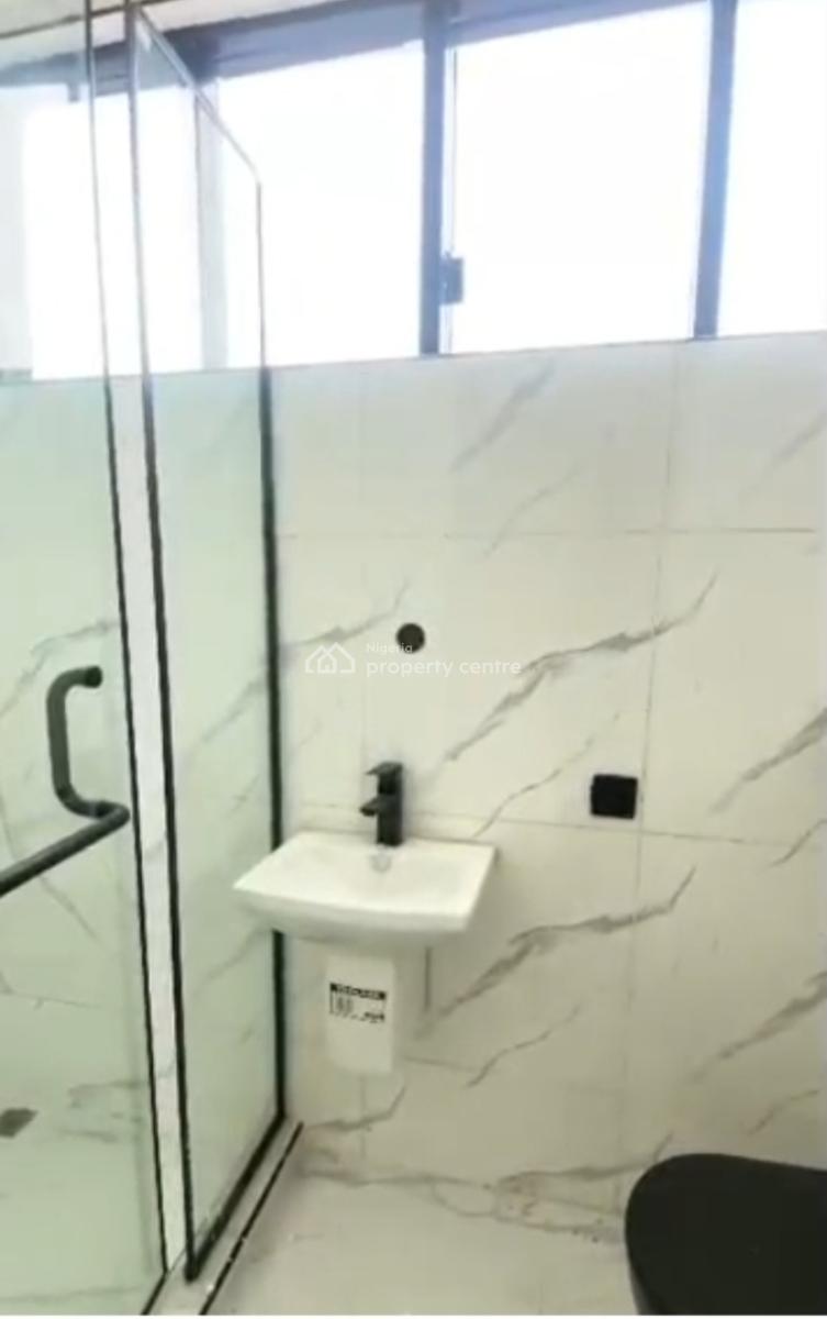 Stunning Fantastic 2bedroom Flat in Secured Estate at Ikate Lekki*, in Secured Estate at Ikate Lekki, Ikate Elegushi, Lekki, Lagos, Flat / Apartment for Sale