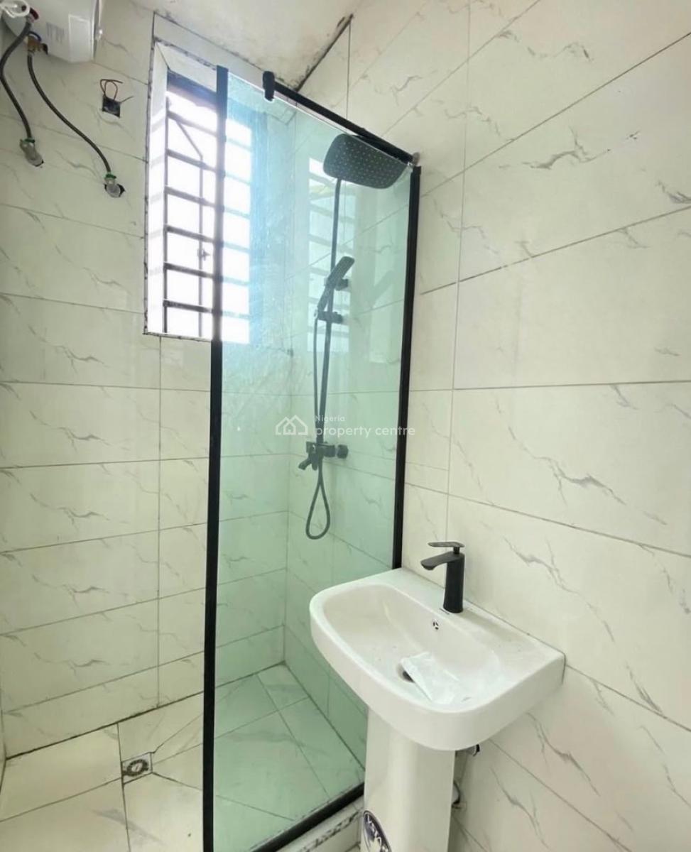 Beautiful Brand New with 24/7 Power with Excellent Features, Chevron Drive, Lekki, Lagos, Flat / Apartment for Rent