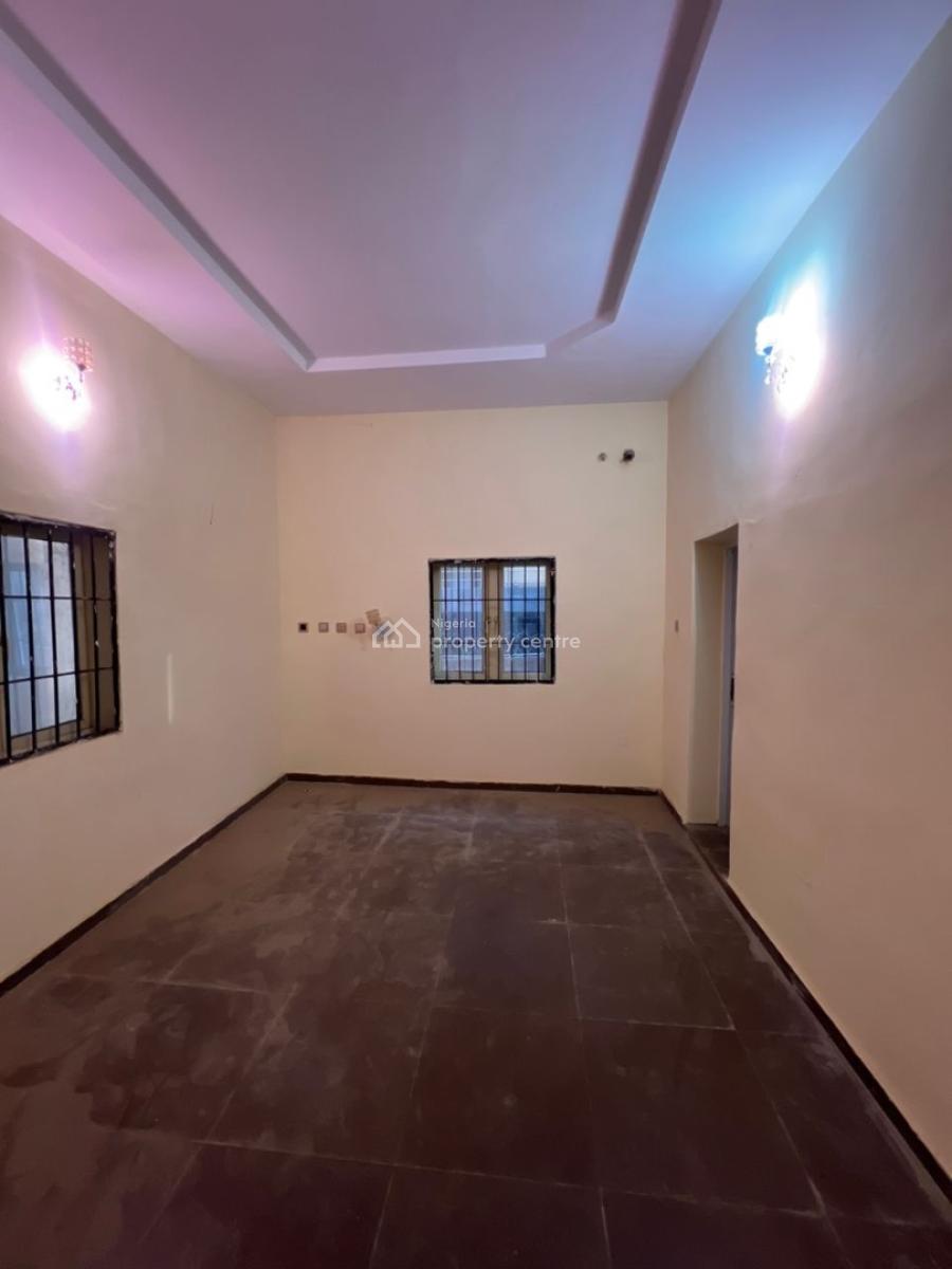 Grand and Very Spacious 6 Units of 3 Bedroom Apartments, Durumi, Abuja, House for Sale