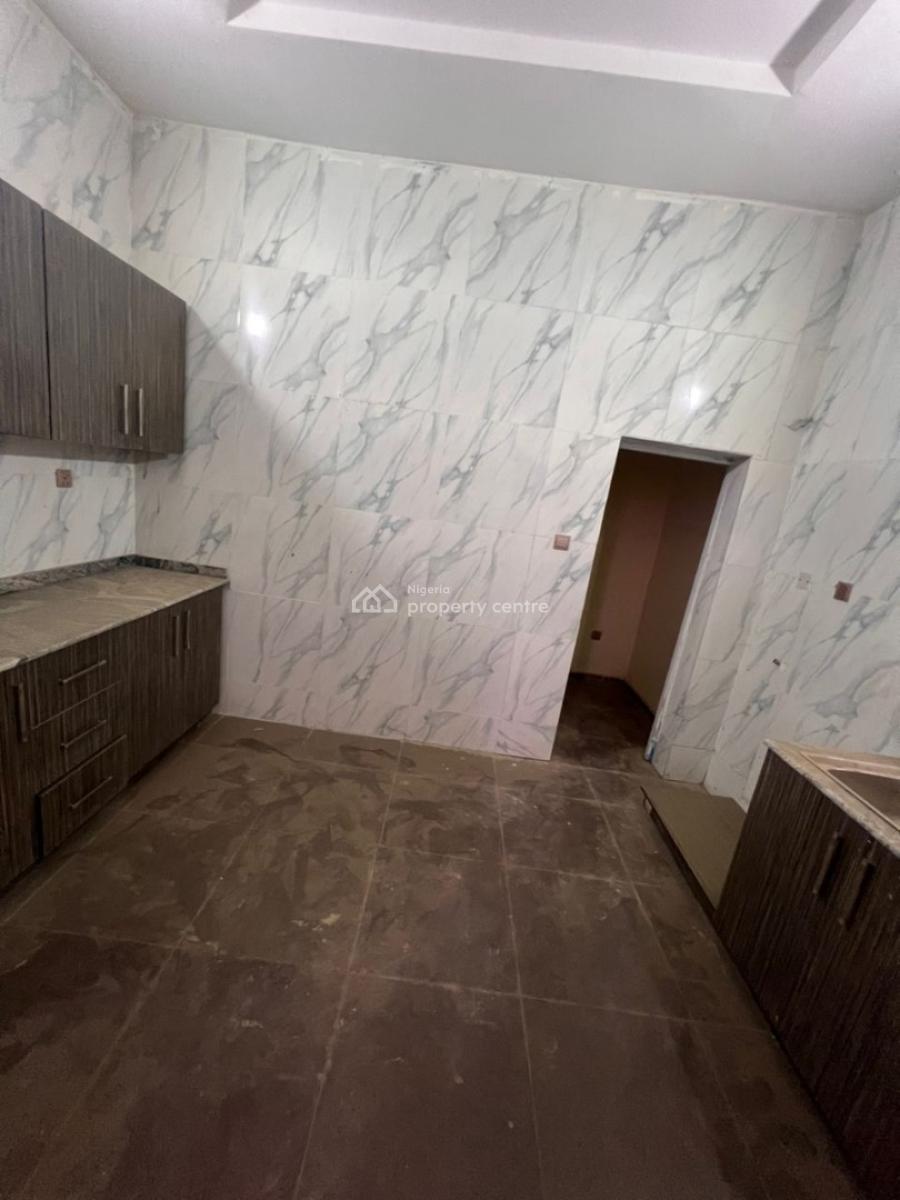 Grand and Very Spacious 6 Units of 3 Bedroom Apartments, Durumi, Abuja, House for Sale