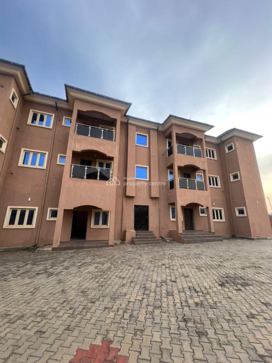Grand and Very Spacious 6 Units of 3 Bedroom Apartments, Durumi, Abuja, House for Sale